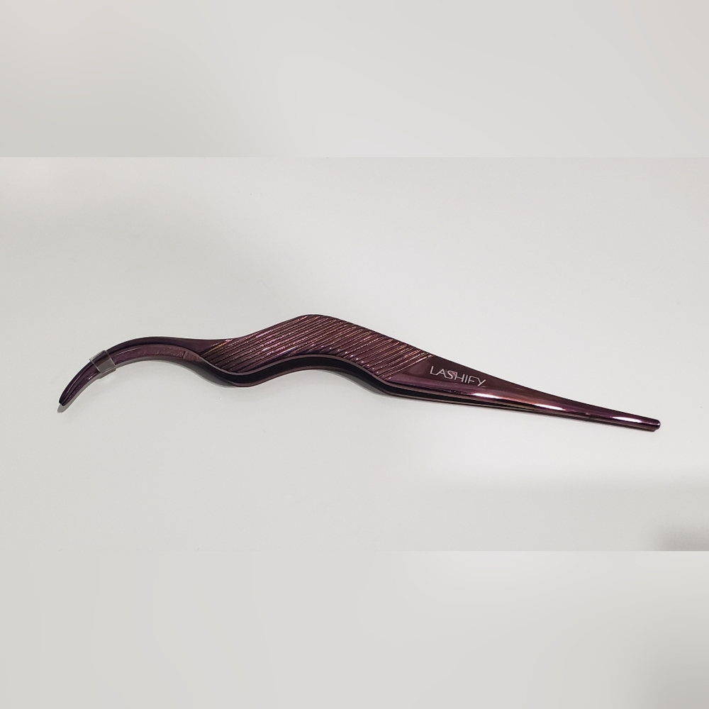 NEW Lashify Fuse Control Wand in Copper